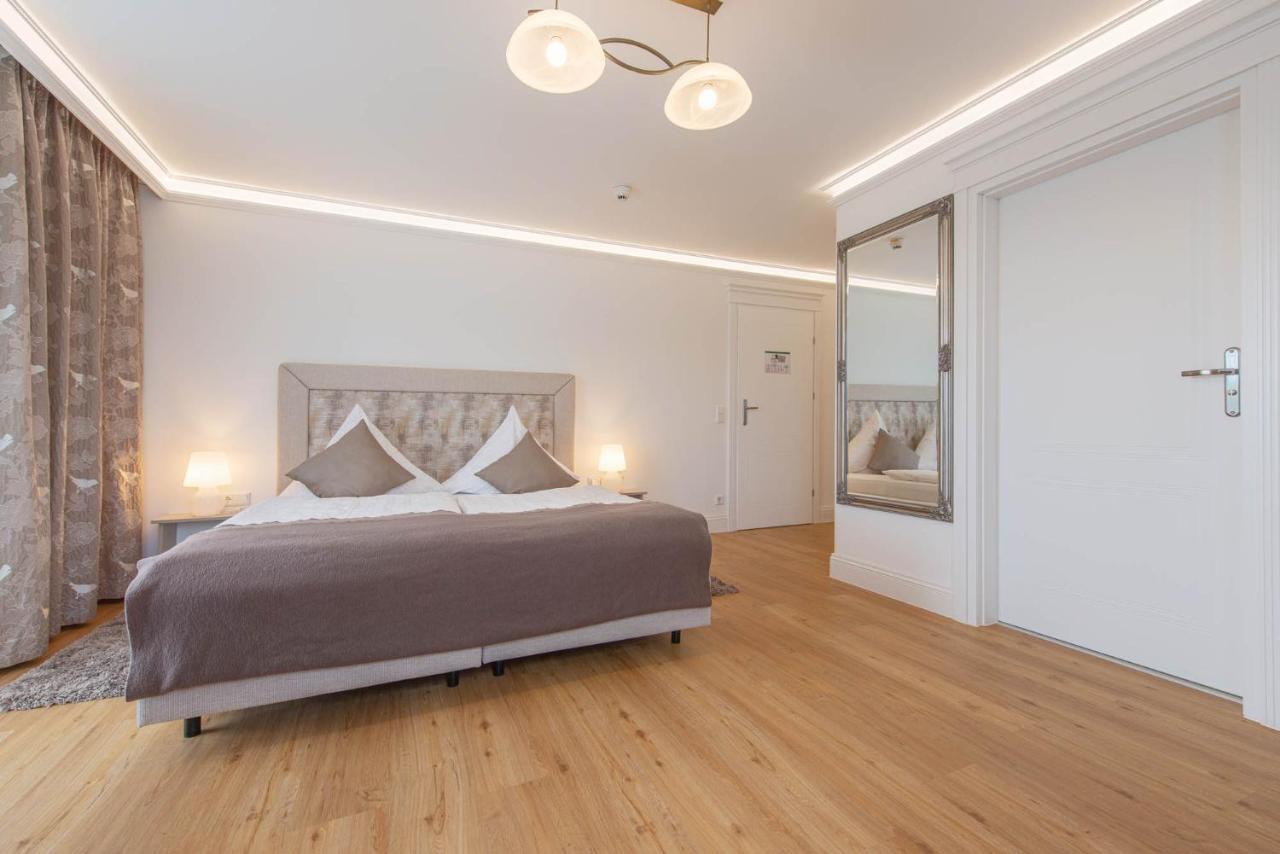 Hotel Garni Lichtquelle Bad Fussing Bagian luar foto