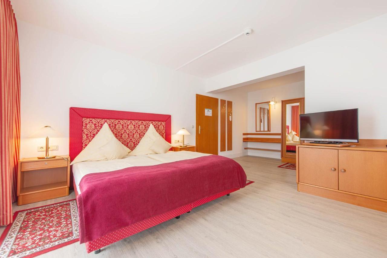 Hotel Garni Lichtquelle Bad Fussing Bagian luar foto