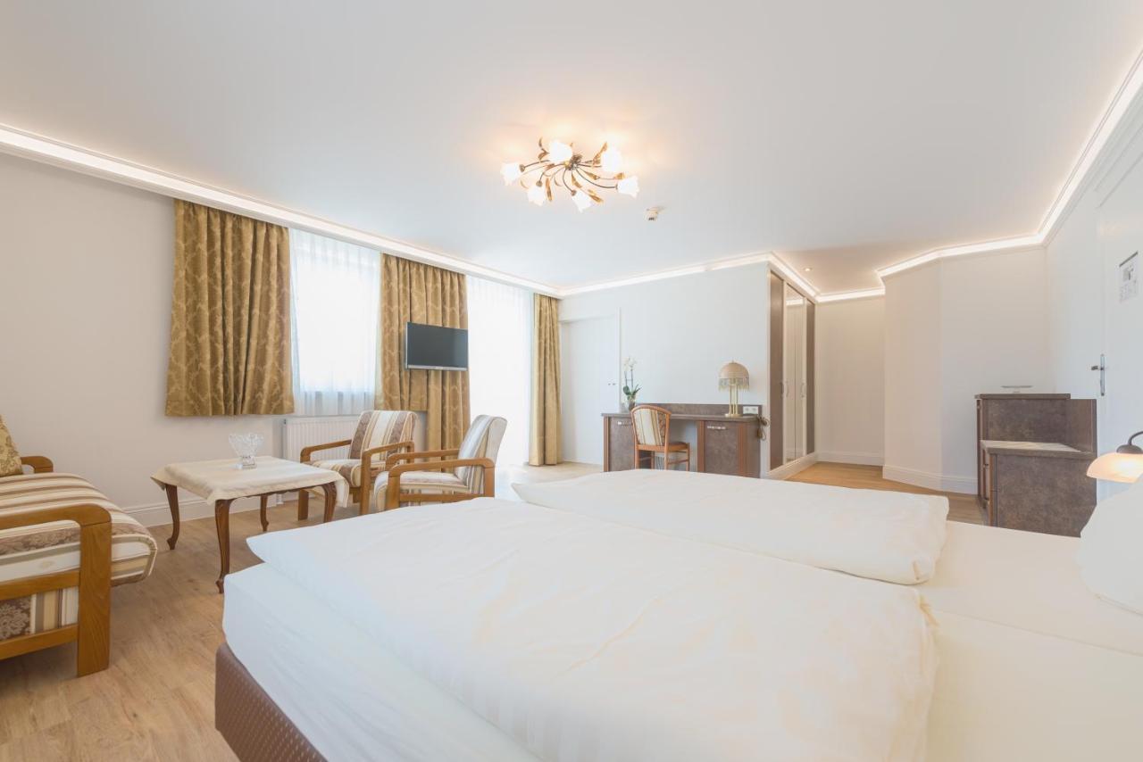 Hotel Garni Lichtquelle Bad Fussing Bagian luar foto